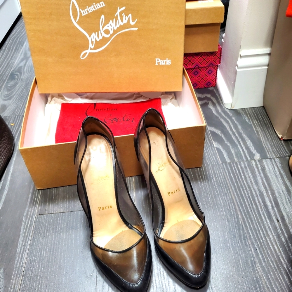 Christian Louboutin black Patent and clear red bottom pump 100% authentic 40